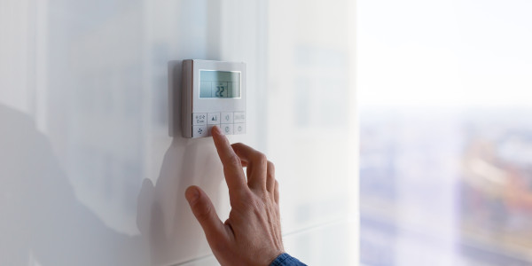 Reformas Integrales de Casas en Hospitalet de Llobregat · Instalación de Sistemas de Climatización, Aire Acondicionado y Calefacción