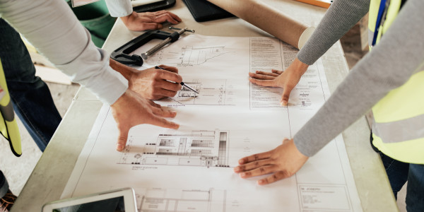 Reformas Integrales de Naves Industriales en Hospitalet de Llobregat · Creación de Planos y Renders en 2D y 3D